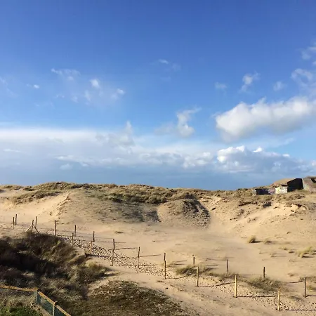ゲストハウス Au Pied De La Dune 3*